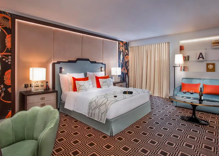Hotel Bristol